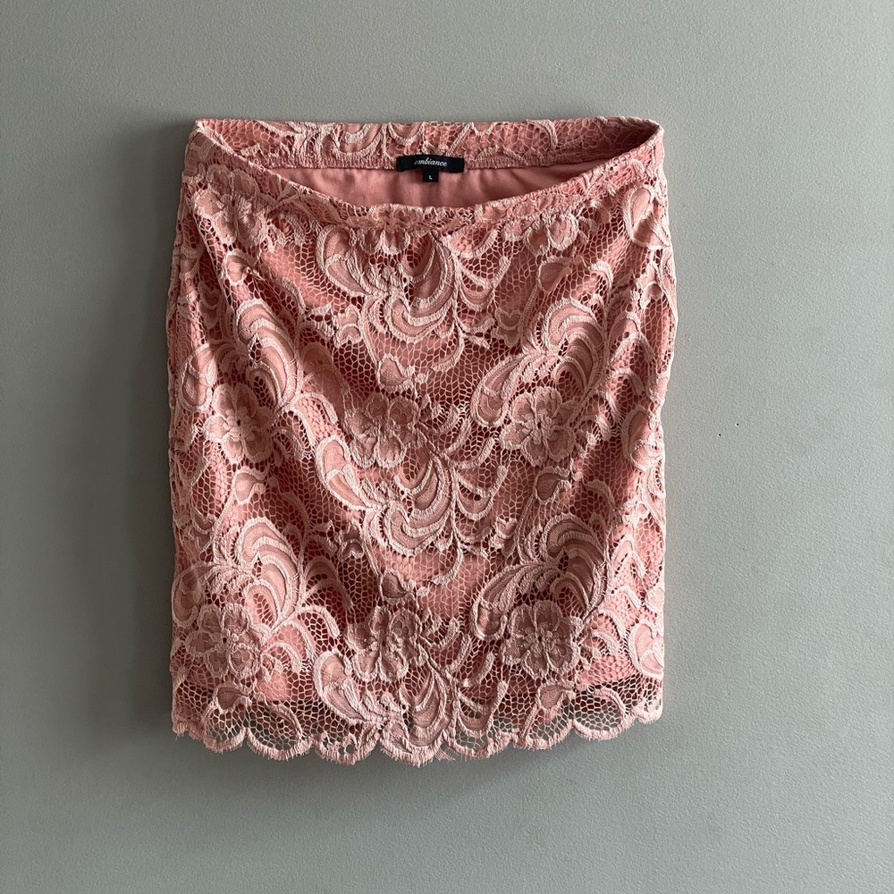 Ambiance women’s skirt, size Large stretch, floral, lace, pull on